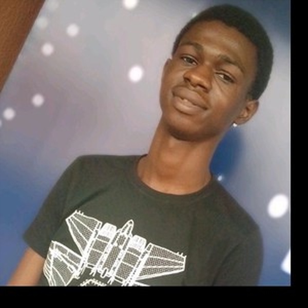 Oduntan - Computer skills tutor - Lagos