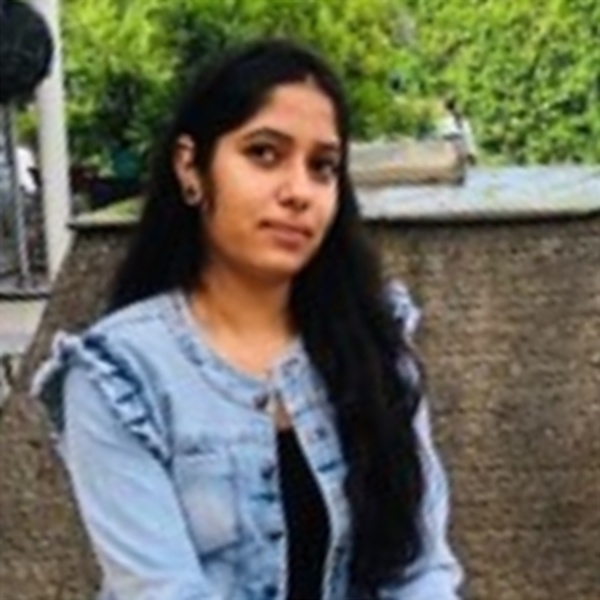 Chakshu - Economics tutor - Jalandhar