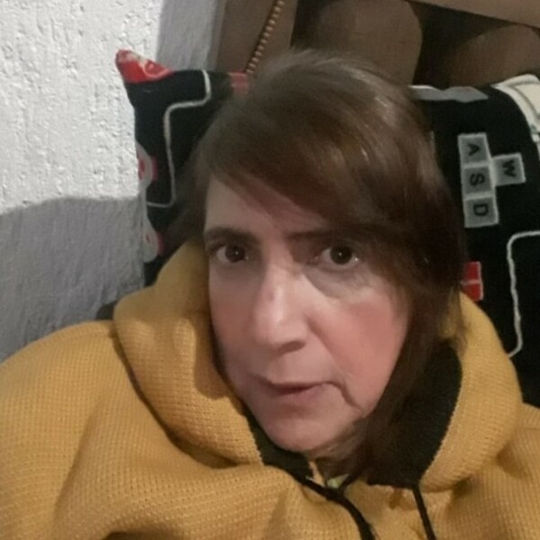 Julieta patricia - prof de Inglés - 