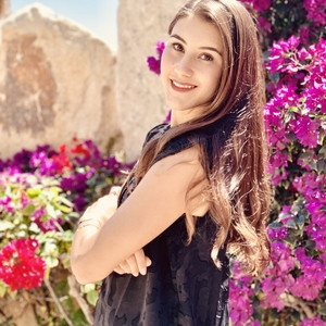Adriana - Spanish tutor - Vancouver