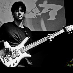 Lucas - Profe de bajo - City Bell
