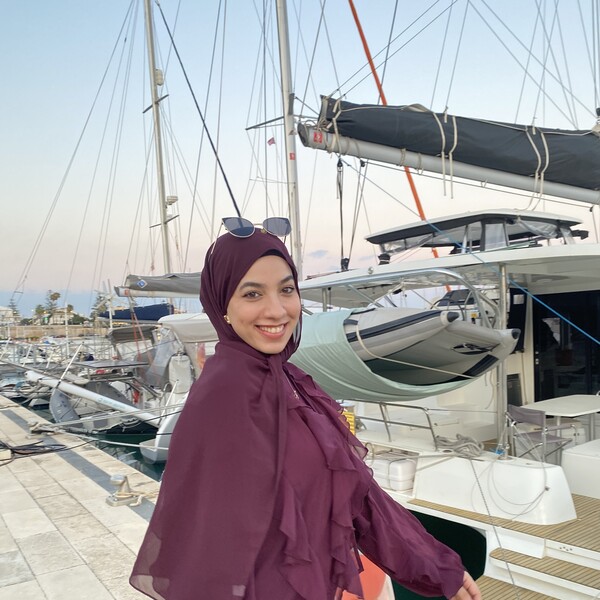 Esraa - Insegnante di arabo - Catania