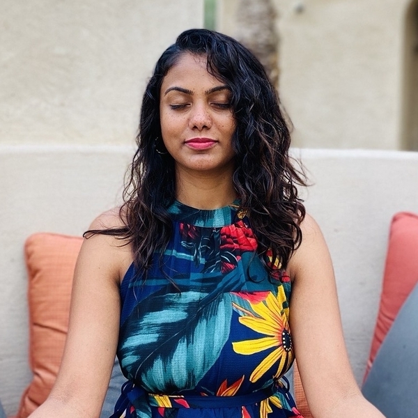 Maheshika - Yoga instructor - Robina