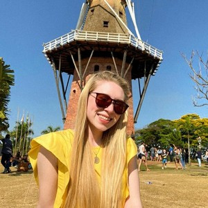 Sophia Regina - Professor de matemática - São Paulo