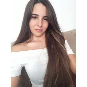 Asena - Okul derslerine destek öğretmeni - Yenifoca