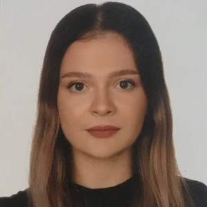 Buse - İngilizce çeviri öğretmeni - 