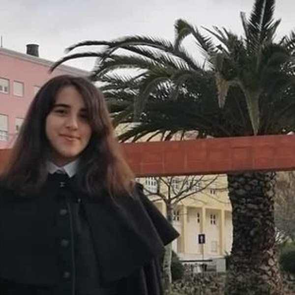 Maria - Professor de auxílio para alunos com problemas de leitura - Aveiro