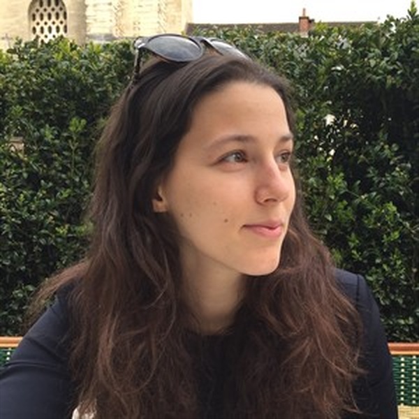 Elise - Prof de Droit civil - Paris 18e
