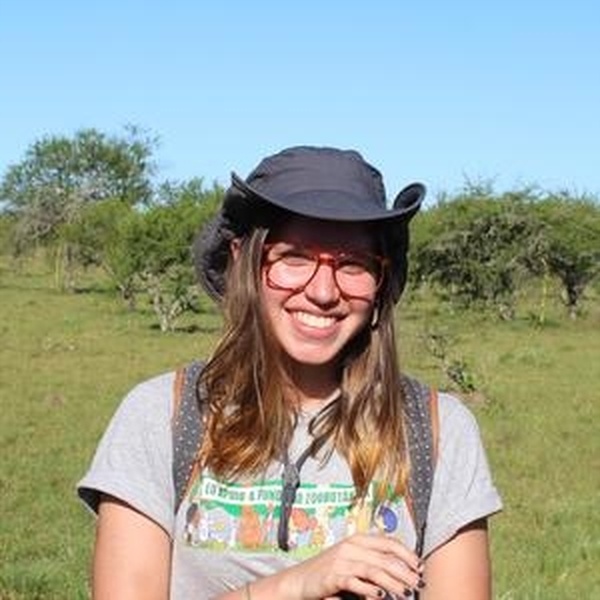 Marina - Professor de biologia - Porto Alegre