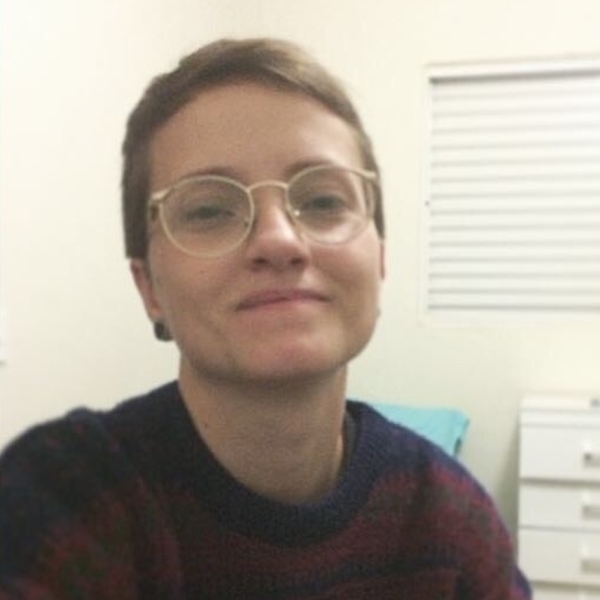 Mariana - Prof de biologia - Vila Indaia