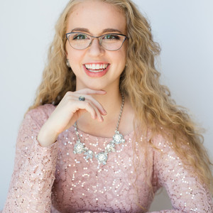 Karina - English Speaking Tutor - Grafton