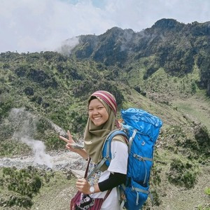 Ellya - Guru pengetahuan umum - Kampung Laut