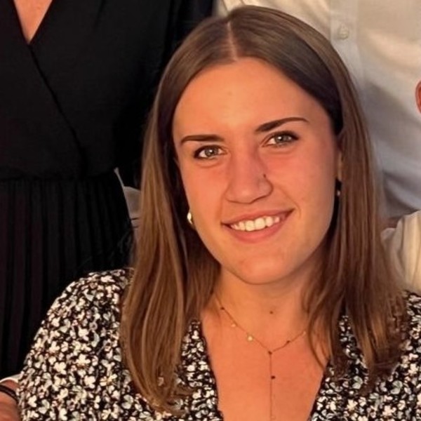 Léonie - Prof d'aide aux devoirs - Compiègne