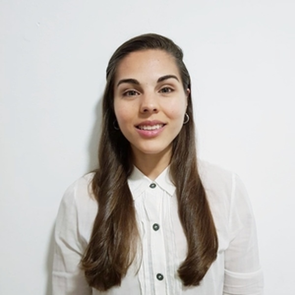Ivana - Profe de aprender a comer bien - Libertad