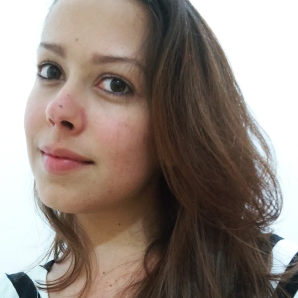 Rayane - Professor de biologia - Nova Venécia