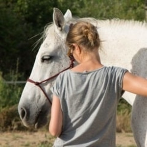 Mélanie - Prof d'équitation - Chatenet