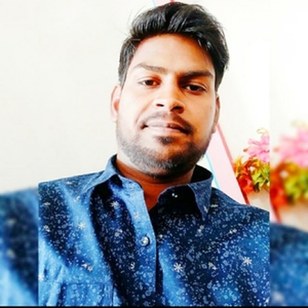 Shivam - History tutor - Bareilly