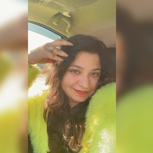 Saumya - English tutor - Bhurarani