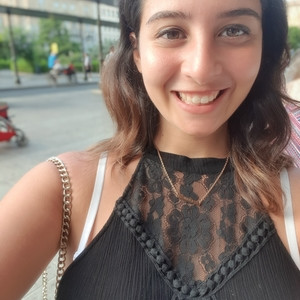 Adriana Angela - Prof d'anglais - Oreye