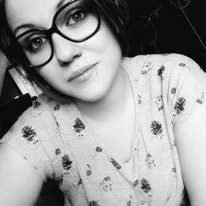 Magdalhena - Prof d'aide aux devoirs - Fresnoy-Folny