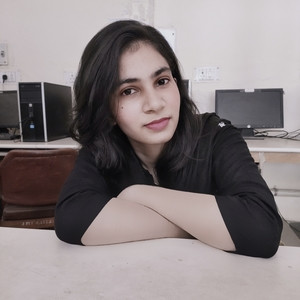 Shafaq - Biology tutor - New Delhi