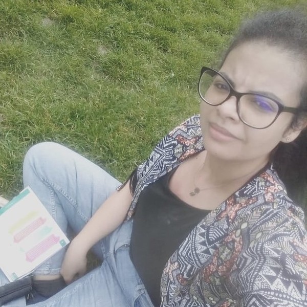 Faten - Prof de physique - Bourg-la-Reine