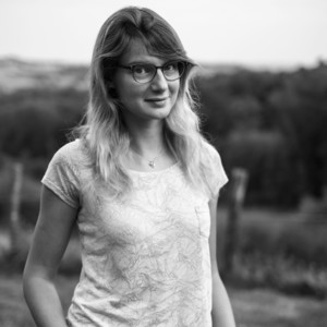 Angèle - Prof d'histoire - géo - Clairvaux-les-Lacs