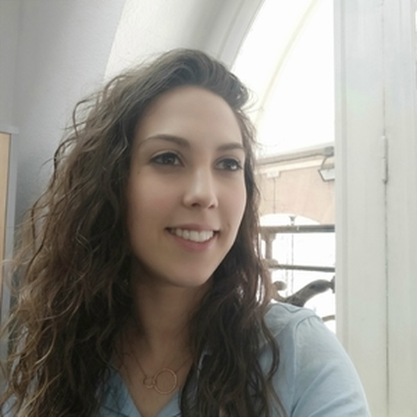 Laura - Profesor de ayuda con las tareas - Zaragoza