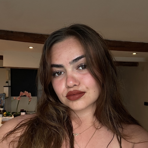 Barbara - Prof d'architecture - Corbas