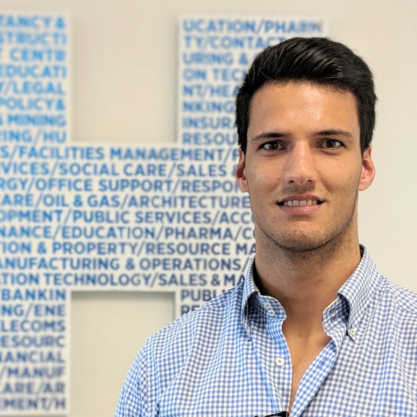 Michael - Prof d'anglais - Chastre