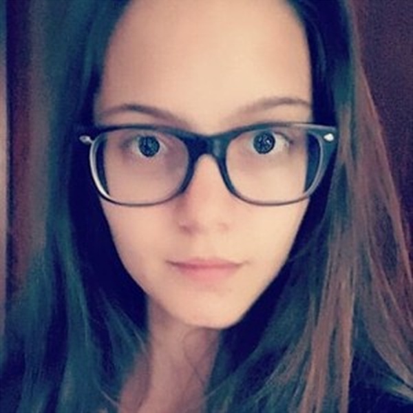 Lauryn - Prof d'aide aux devoirs - Mougins