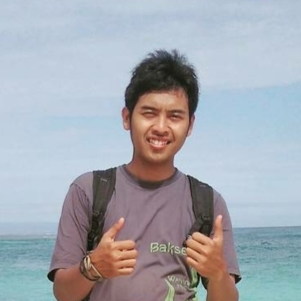 Irfan - Guru robotik - Bandung