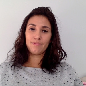 Jenn - Prof de marketing digital - Tournai