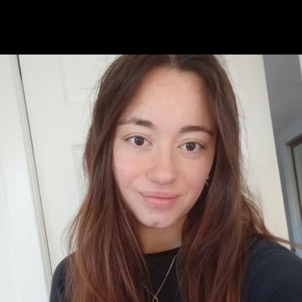 Claire - Piano tutor - Milltimber