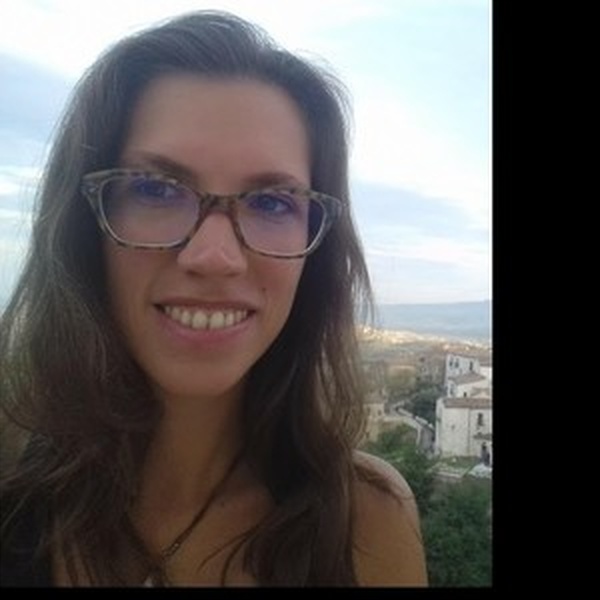 Francielle - Profe de portugués brasileño - Barcelona