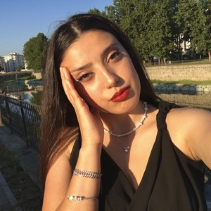 Kader - Tarih öğretmeni - 