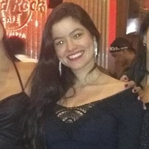 Brenda - Professor de direito civil - Fortaleza