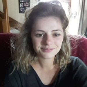 Estelle - Prof de français - Béost