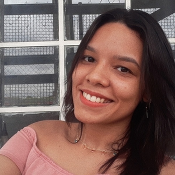Letícia - Professor de História (Ensino Superior) - Mafuá