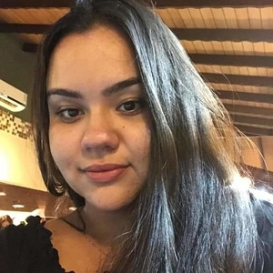Isabella - Professor de redação - Guarujá (São Paulo)