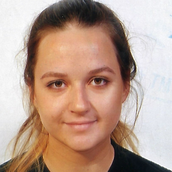 Alisa - Biology tutor - London