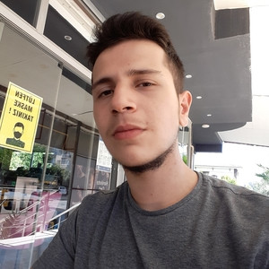 Hasan Can - İngilizce öğretmeni - İzmir
