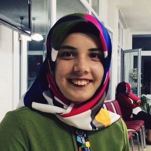 Gülcan - Hayat bilgisi öğretmeni - Güce