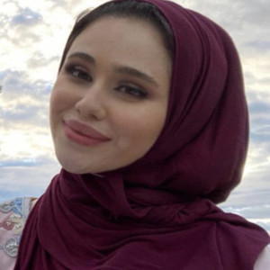 Amina - Biology tutor - London