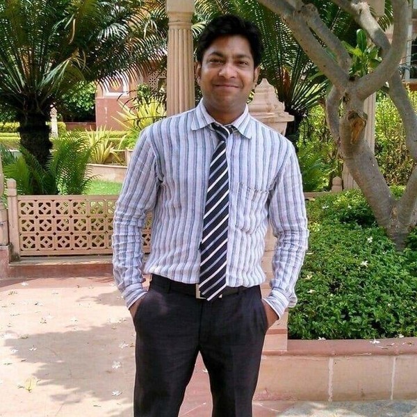 SUMIT - Accounting teacher - Agra