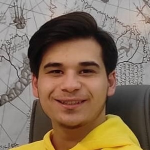 Emre - Dilbilgisi öğretmeni - 