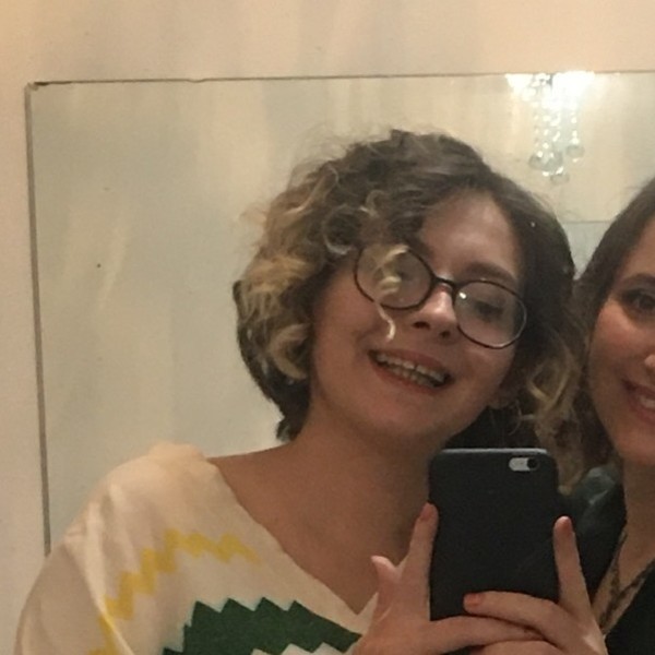 Hanife - Turizm yönetimi öğretmeni - 