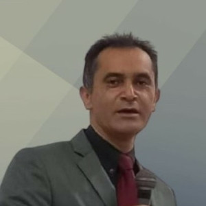 Robson - Prof de CAD - Igaratá