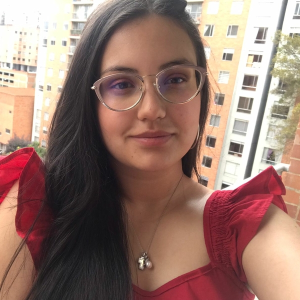 Gabriela - prof de Inglés - 