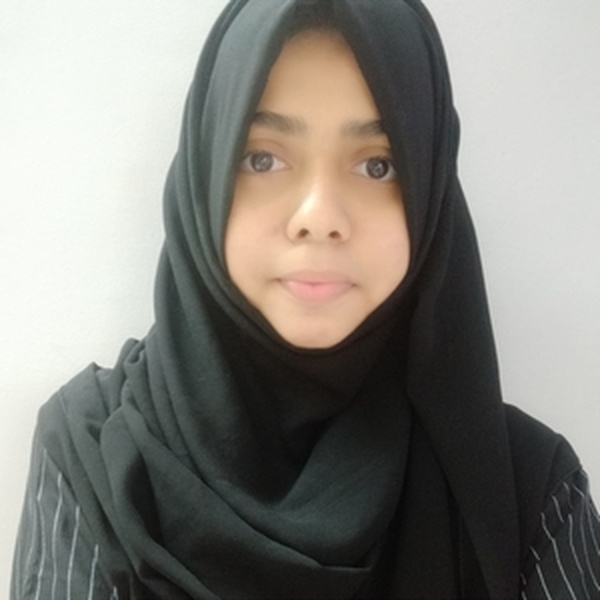 Alina - Literature tutor - Takli Dhokeshwar